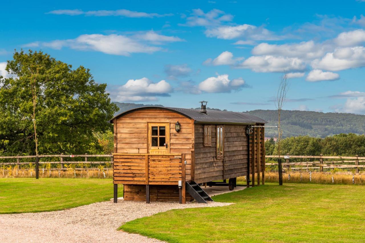Ashwood Shepherd Hut -Ockeridge Rural Retreats Worcester Exterior foto