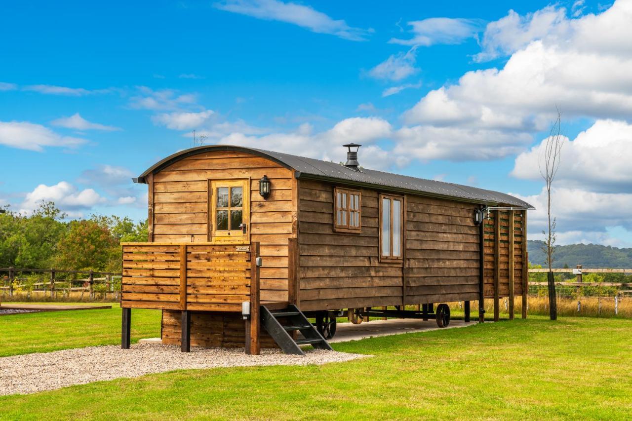 Ashwood Shepherd Hut -Ockeridge Rural Retreats Worcester Exterior foto