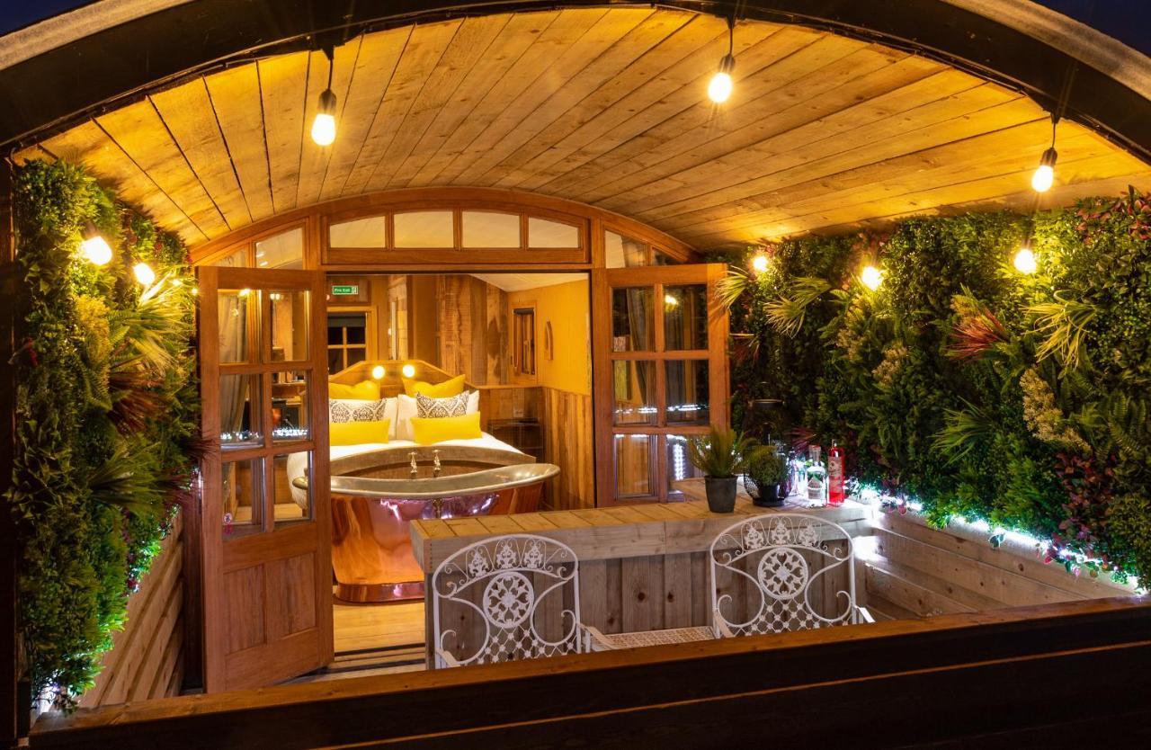 Ashwood Shepherd Hut -Ockeridge Rural Retreats Worcester Exterior foto