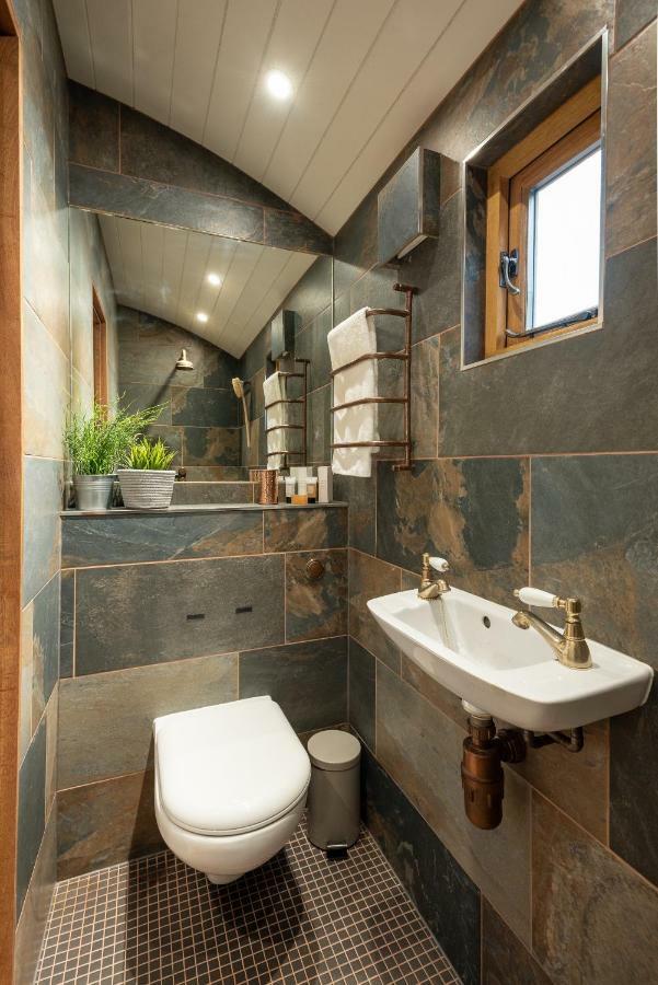 Ashwood Shepherd Hut -Ockeridge Rural Retreats Worcester Exterior foto